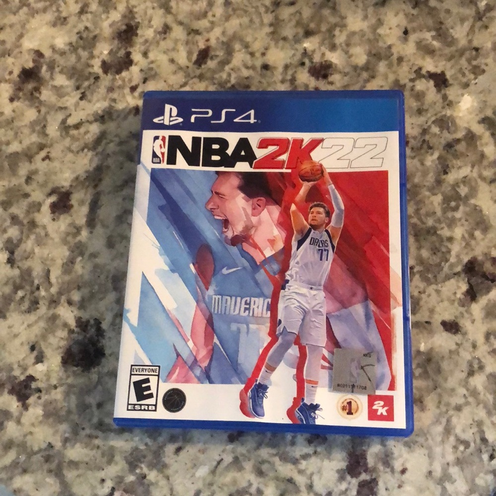 Nba 2k 22 ps4 in good condition🏀🏀